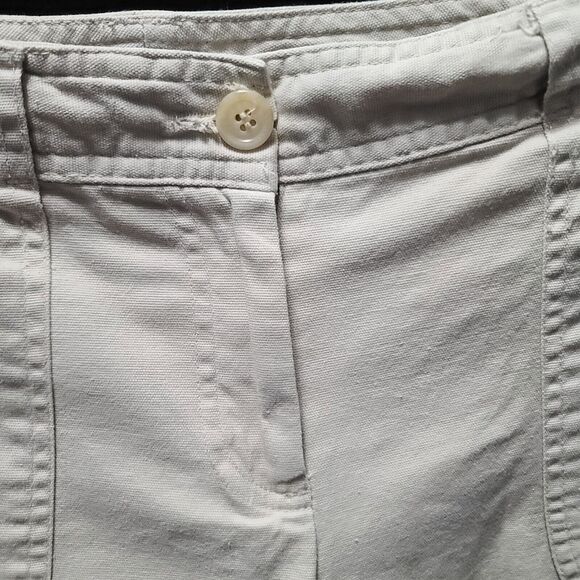 Izod Womens Cargo Capri Pants Khaki Size 8 Cotton Blend Cargo Stretch Button Zip - Picture 9 of 12